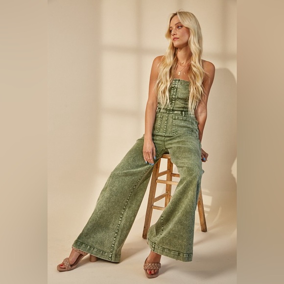 NEW ! BEAUTIFUL ACID OLIVE COLOR TUBE TOP FLARE BOTTOMS DENIM JUMPSUIT - Picture 4 of 5